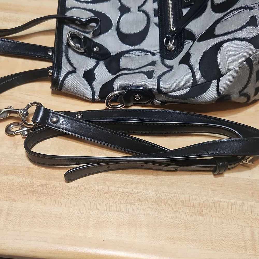 Coach Bag - Picture 14 of 15